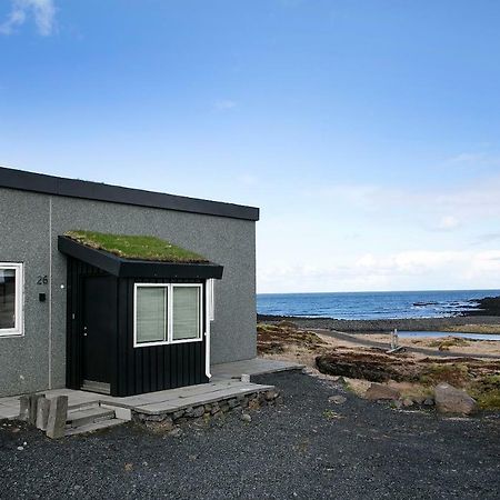 Вілла Hvassahraun Cabin By The Sea Vogar  Екстер'єр фото